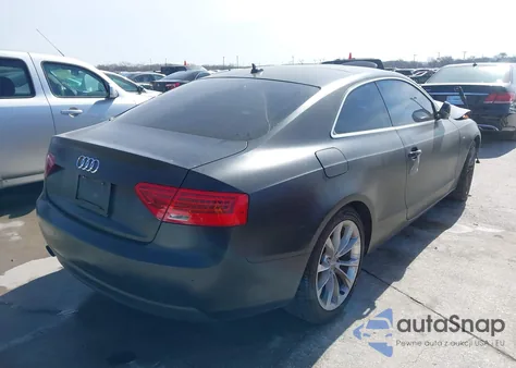 2013 Audi A5 2.0T Premium z USA, uszkodzony, nr VIN WAULFAFR7DA035915